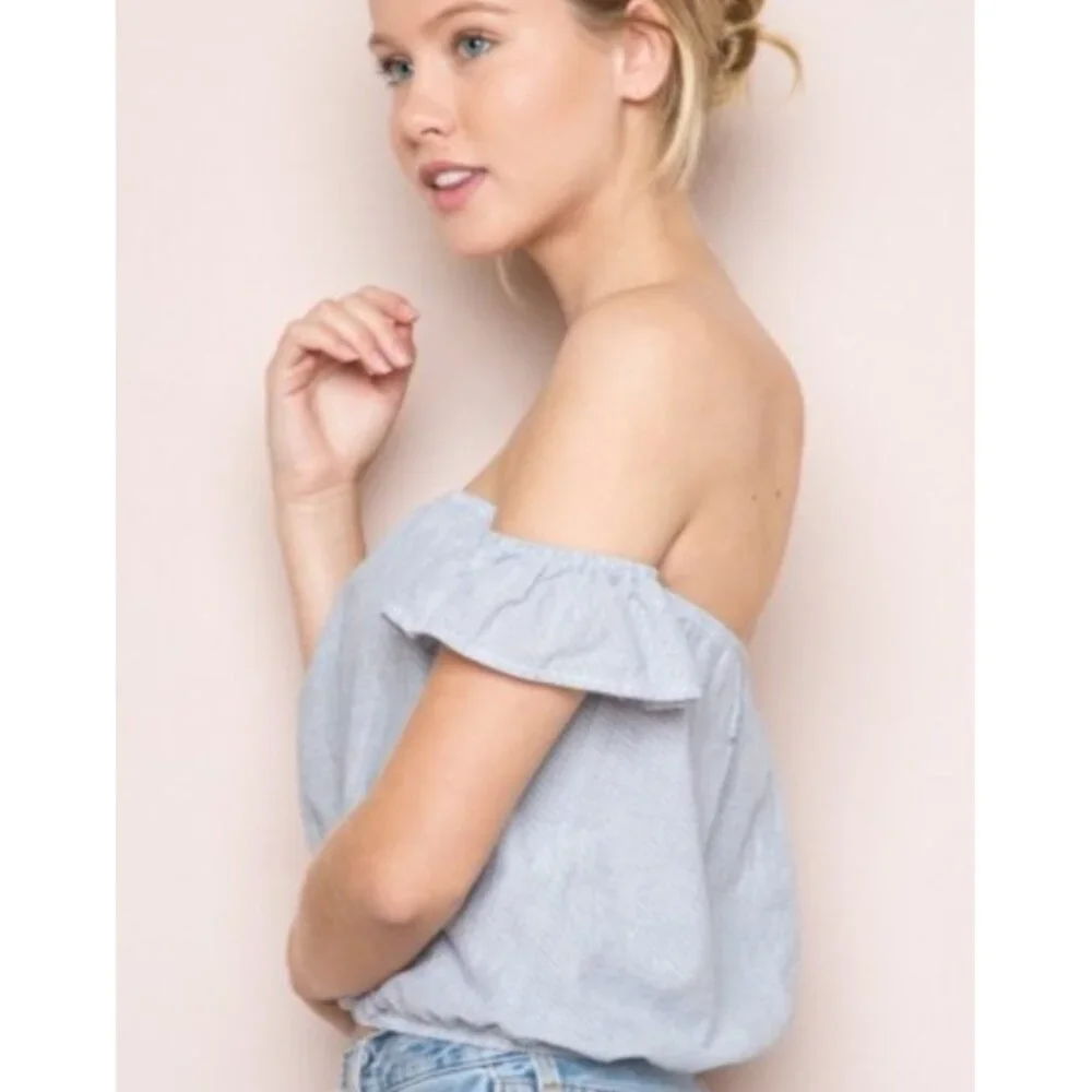 Brandy Melville Off The Shoulder Crop Top One Size Blue White Striped Beach Boho - Picture 4 of 16